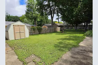 2404 Gmeiner Road, Appleton, WI 54915 - Photo 12