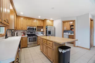 127 W Barefoot Ct, Appleton, WI 54913 - Photo 16