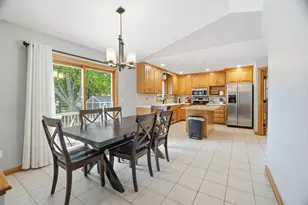 127 W Barefoot Ct, Appleton, WI 54913 - Photo 14