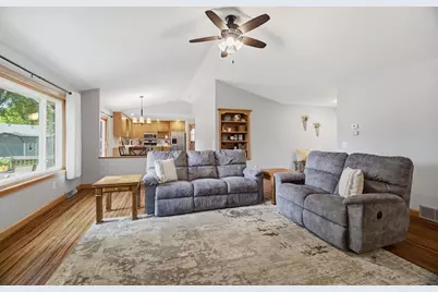 127 W Barefoot Court, Appleton, WI 54913 - Photo 8