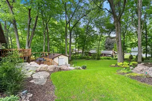 2565 Hazelwood Ln, Green Bay, WI 54304 - Photo 6
