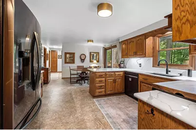2565 Hazelwood Lane, Green Bay, WI 54304 - Photo 18