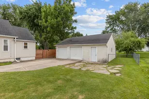 1151 Elmore St, Green Bay, WI 54303 - Photo 40