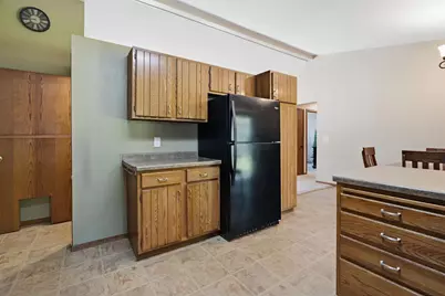 2025 W Harvest Drive, Appleton, WI 54914 - Photo 6