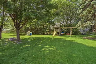 2025 W Harvest Dr, Appleton, WI 54914 - Photo 30