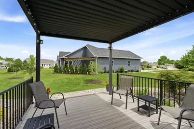901 Clover Court, Menasha, WI 54952 - Photo 34
