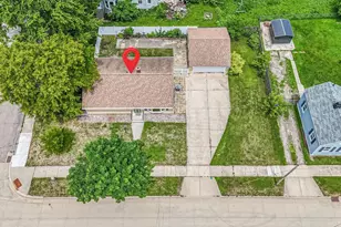 690 W 5th Ave, Oshkosh, WI 54902 - Photo 24