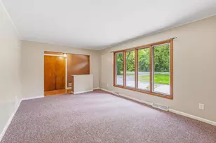 W6878 Riverbend Rd, Fond du Lac, WI 54937 - Photo 4
