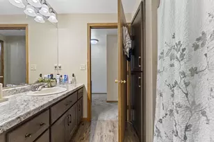 2364 Cedar Ridge Ct, Green Bay, WI 54313 - Photo 68