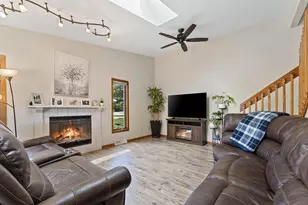 2364 Cedar Ridge Ct, Green Bay, WI 54313 - Photo 8
