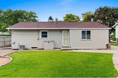 1513 E Plaza Drive, Appleton, WI 54915 - Photo 26