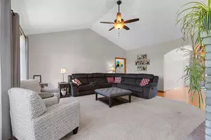 2224 Kaylee Cir, Green Bay, WI 54311 - Photo 10