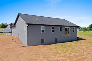 1845 Southland Ln, New London, WI 54961 - Photo 36