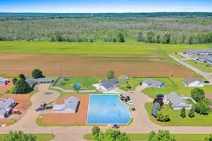 530 Cattail Ct, New London, WI 54961 - Photo 8