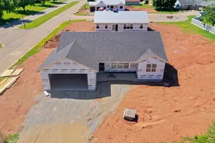 530 Cattail Ct, New London, WI 54961 - Photo 14