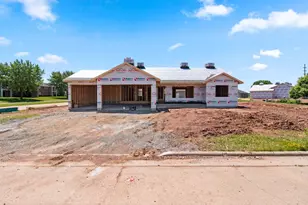 530 Willow Ct, New London, WI 54961 - Photo 4