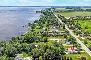 N9017 Lakeshore Dr, Van Dyne, WI 54979 - Photo 36