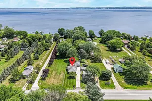 N9017 Lakeshore Dr, Van Dyne, WI 54979 - Photo 32