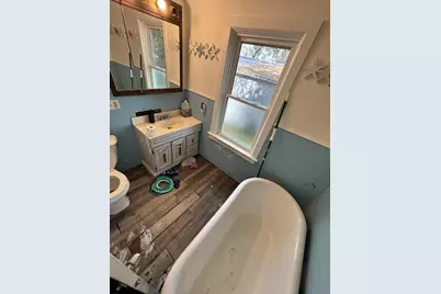 437 Carney Boulevard, Marinette, WI 54143 - Photo 6