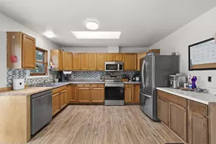 364 Triangle Dr, Hobart, WI 54155 - Photo 8