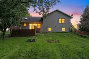 364 Triangle Dr, Hobart, WI 54155 - Photo 2