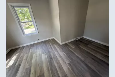 30 E 10th Street, Fond du Lac, WI 54935 - Photo 22