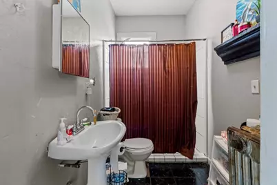 326 W 6th Avenue, Oshkosh, WI 54902 - Photo 8