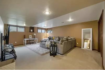 2017 Higgins, De Pere, WI 54115 - Photo 8
