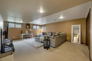 2017 Higgins, De Pere, WI 54115 - Photo 8