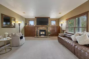 2017 Higgins, De Pere, WI 54115 - Photo 6