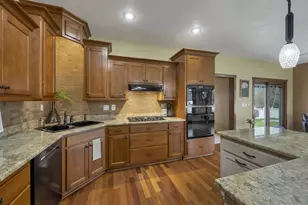 2017 Higgins, De Pere, WI 54115 - Photo 44