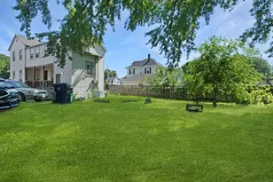 112 W Cotton St, Fond du Lac, WI 54935 - Photo 8
