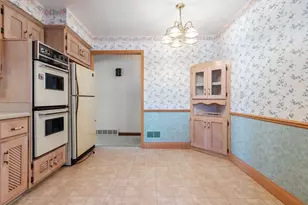 1673 Juniper Dr, Green Bay, WI 54302 - Photo 22
