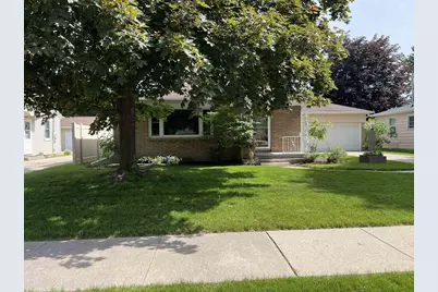 1673 Juniper Drive, Green Bay, WI 54302 - Photo 2