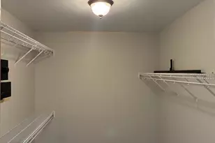 1108 Mahogany Ct, Two Rivers, WI 54241 - Photo 10