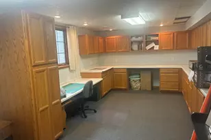 1108 Mahogany Ct, Two Rivers, WI 54241 - Photo 6