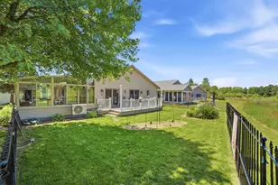 1108 Mahogany Ct, Two Rivers, WI 54241 - Photo 30