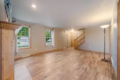 2014 Charles Street, De Pere, WI 54115 - Photo 8