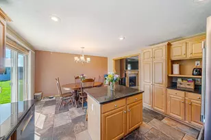 2014 Charles St, De Pere, WI 54115 - Photo 10