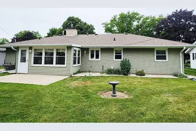 688 W Division Street, Fond du Lac, WI 54935 - Photo 10