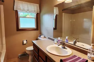 688 W Division St, Fond du Lac, WI 54935 - Photo 6