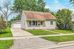 180 Denhardt Ave, Neenah, WI 54956 - Photo 2