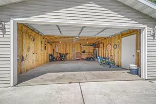 180 Denhardt Ave, Neenah, WI 54956 - Photo 26