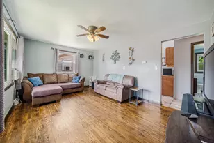 180 Denhardt Ave, Neenah, WI 54956 - Photo 4