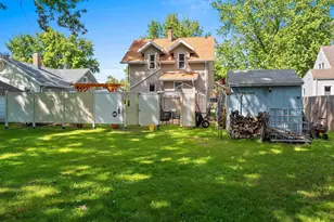 111 10th St, Clintonville, WI 54929 - Photo 8