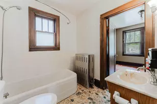 841 Mt Vernon St, Oshkosh, WI 54901 - Photo 16