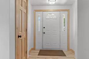 23 W Nevada Ave, Oshkosh, WI 54901 - Photo 10
