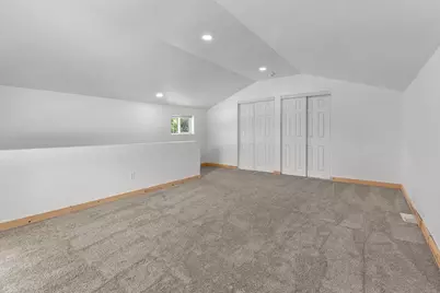 23 W Nevada Avenue, Oshkosh, WI 54901 - Photo 24