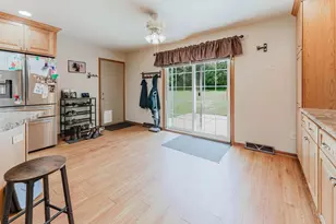 W685 Meadow Dr, Green Lake, WI 54941 - Photo 14