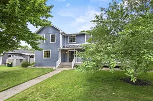 107 W Sumner St, Weyauwega, WI 54983 - Photo 64